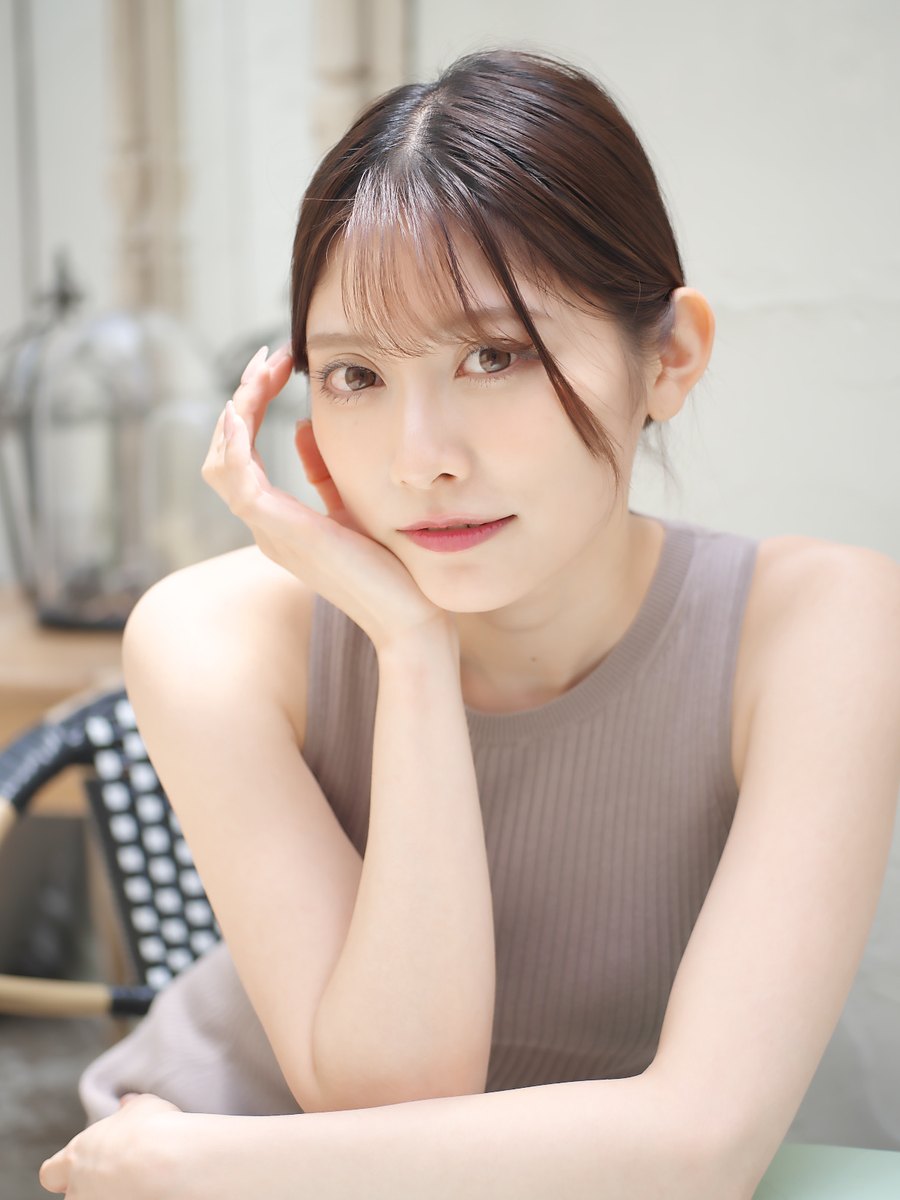 出町杏奈