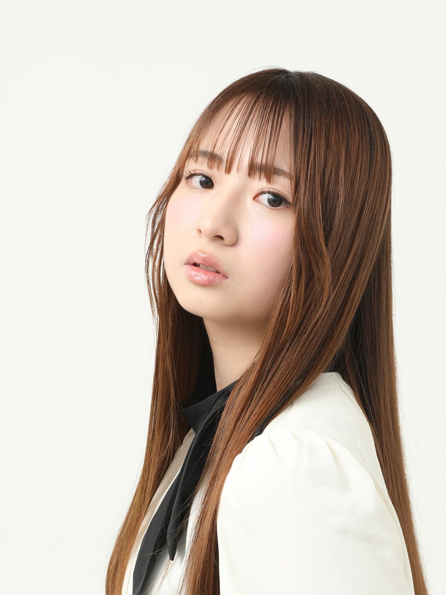 野間愛希