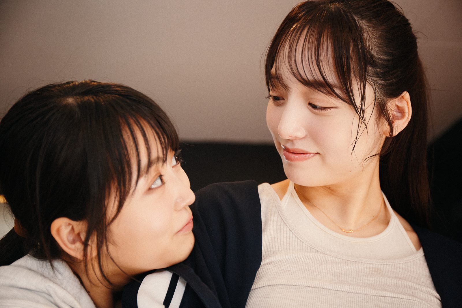 Fuyuzakura Shunsetsu photobook sample 2